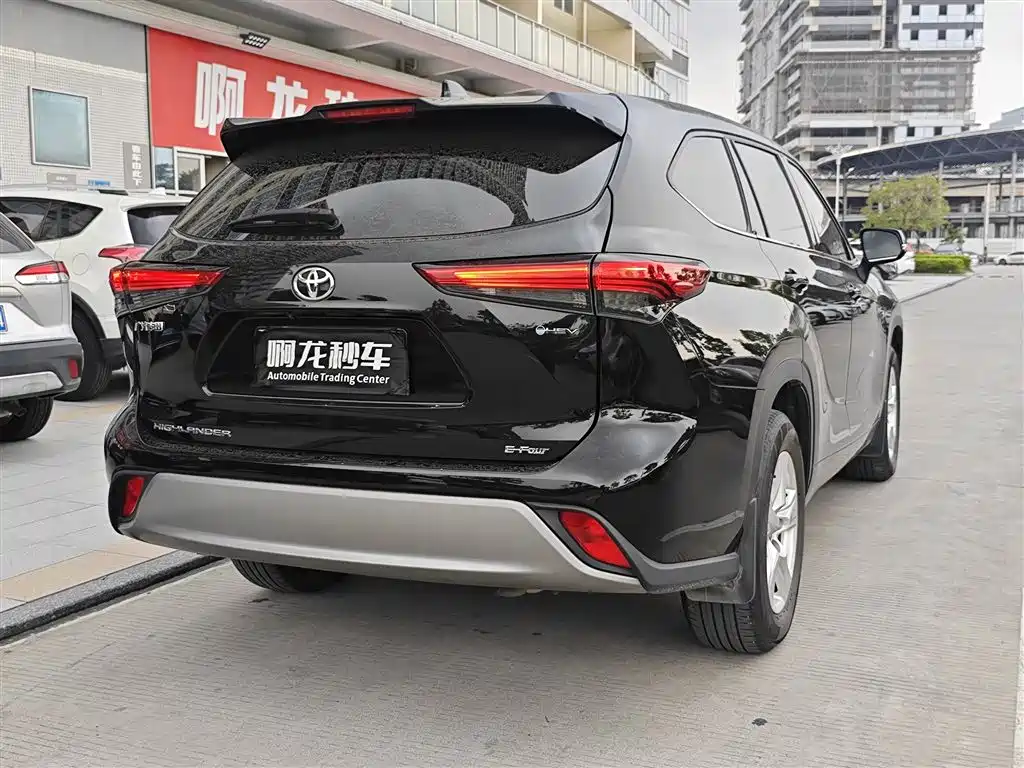 Toyota Highlander 2026 2.5L Elite 7 мест
