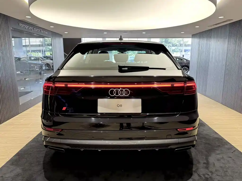 Audi Q8 — миниатюра 10