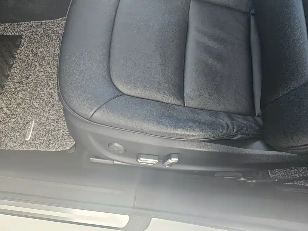 Audi A4L — миниатюра 6
