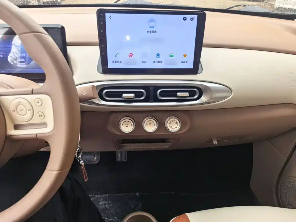Wuling MINIEV — миниатюра 10