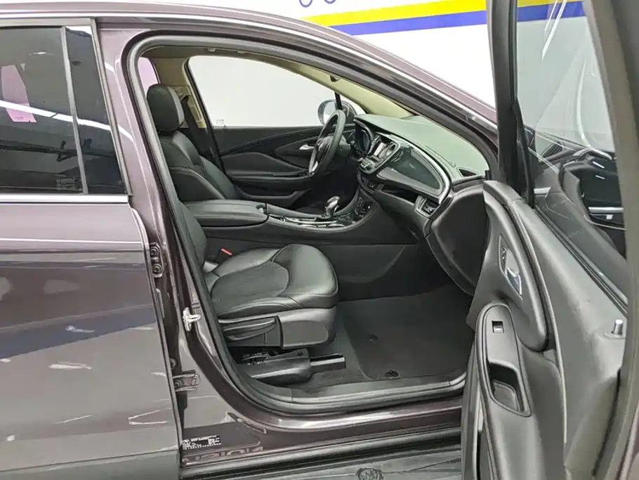 Buick Envision Plus — миниатюра 8