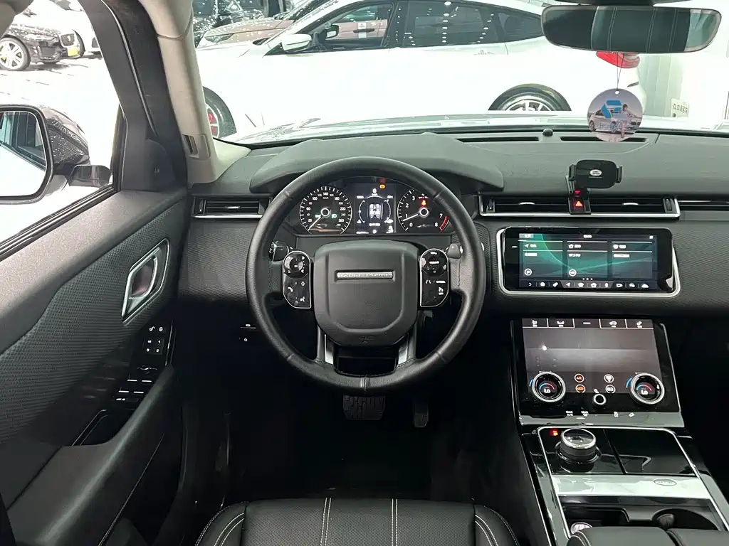 Land Rover Velar — миниатюра 9