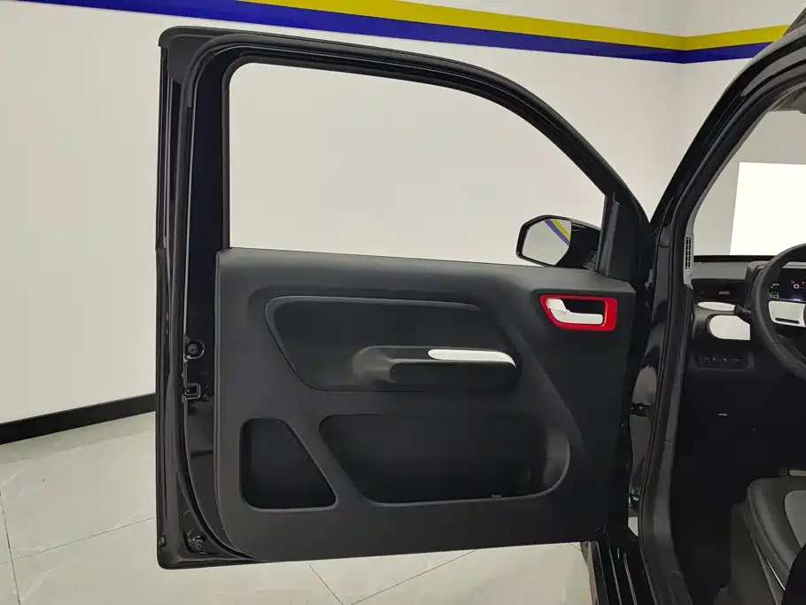 Wuling MINIEV — миниатюра 7