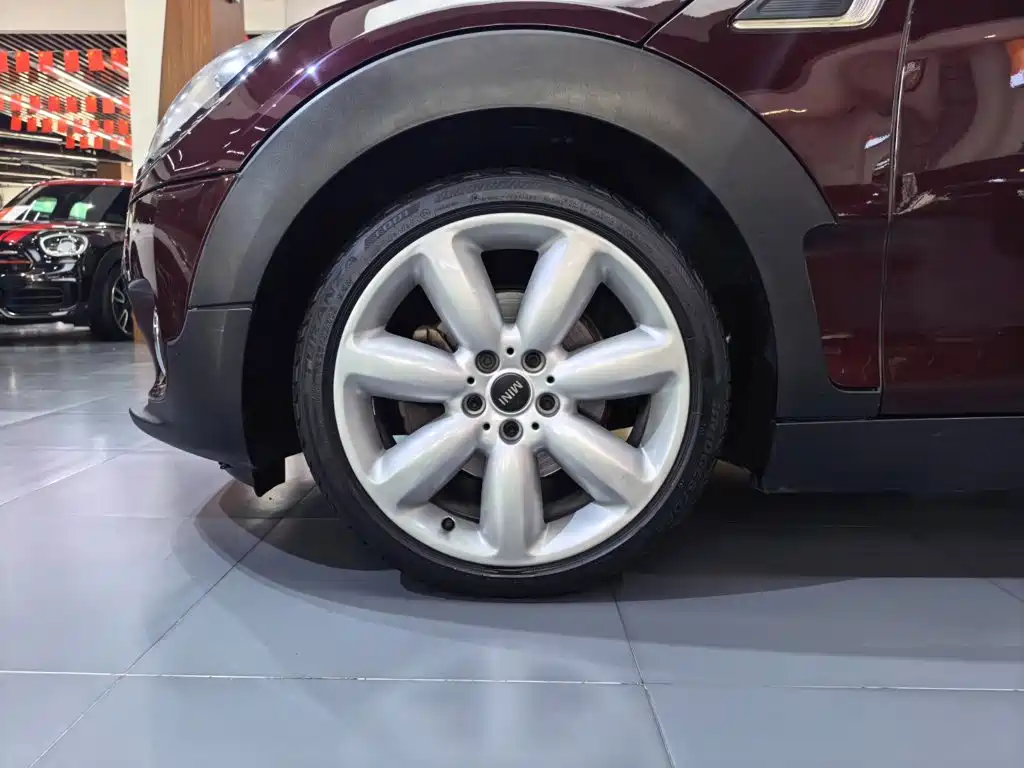 MINI Mini Clubman — миниатюра 21