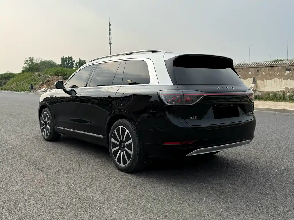 Aito M9 2024 Ultra 52kWh 6 мест