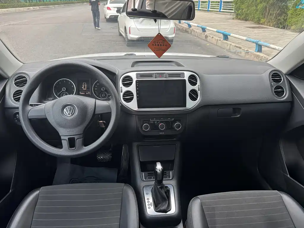 Volkswagen Tiguan — миниатюра 6