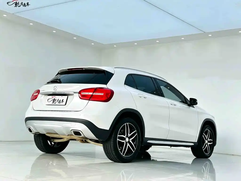 Mercedes-Benz GLA — миниатюра 5