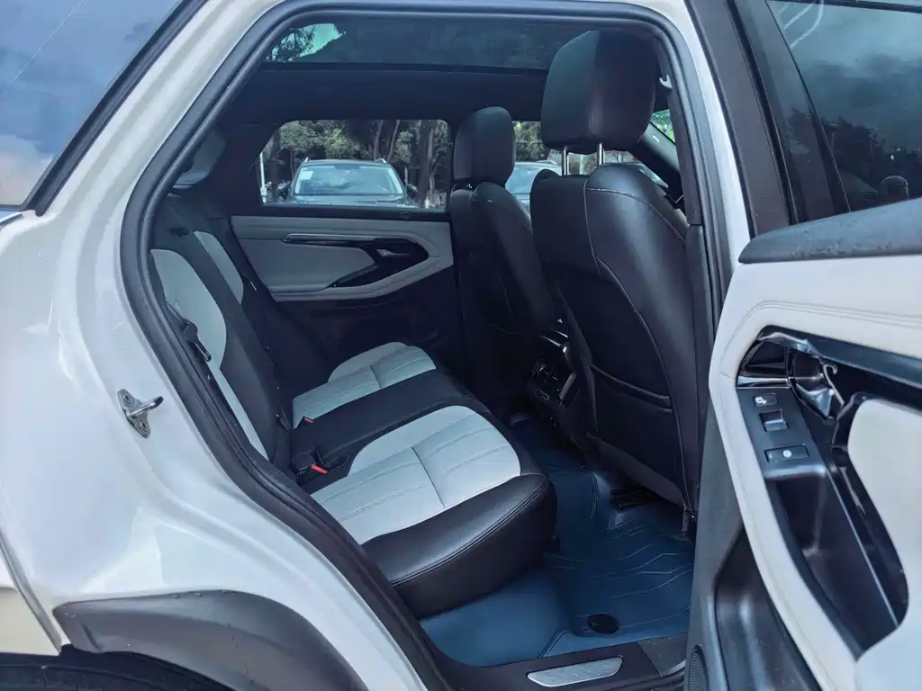 Land Rover Evoque — миниатюра 11