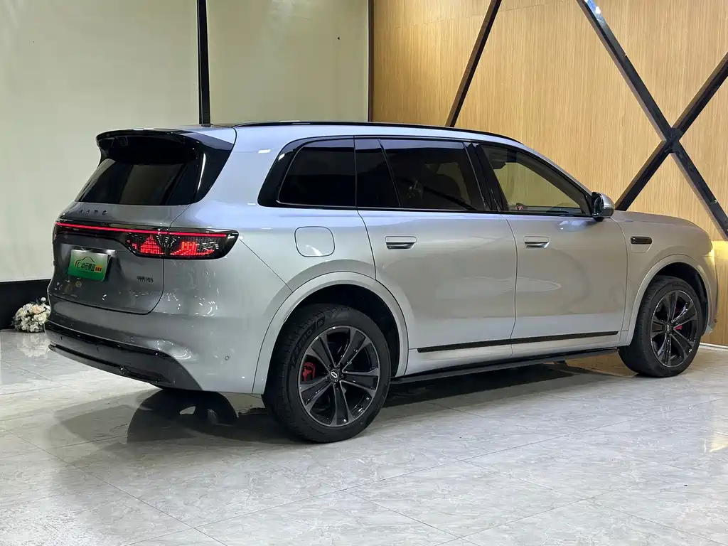 AITO AITO M8 — миниатюра 25