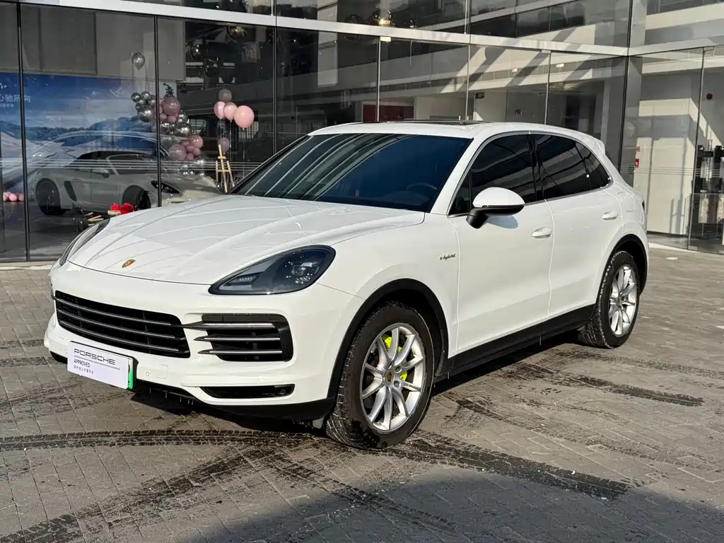PORSCHE CAYENNE NEW ENERGY