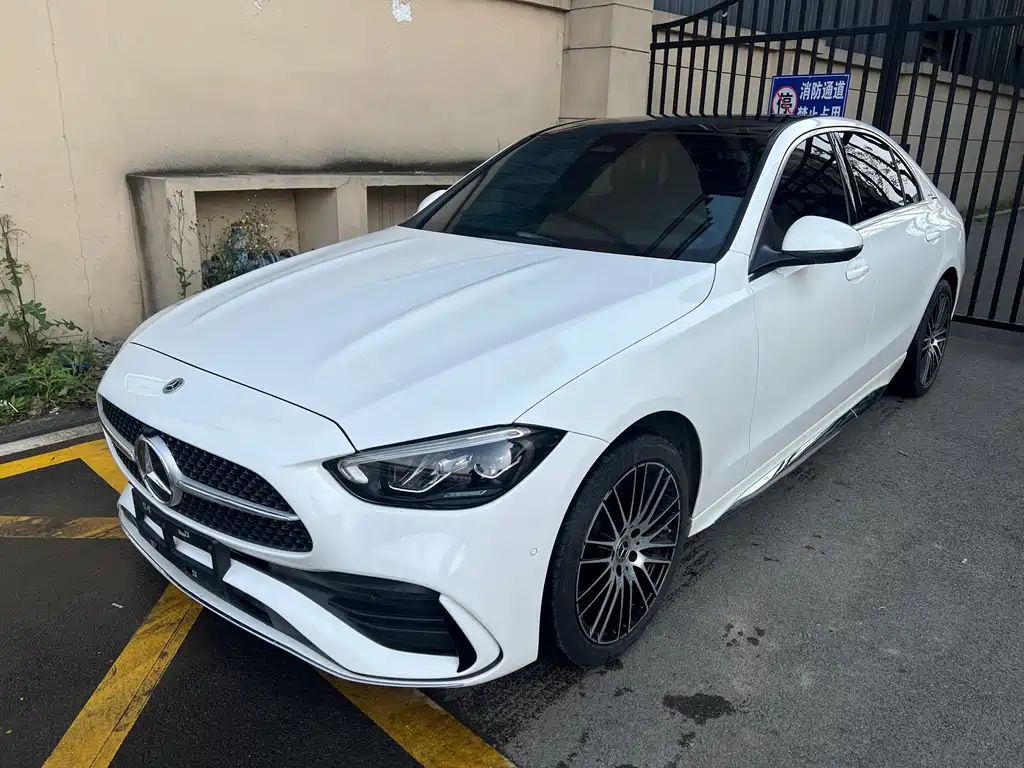 Mercedes-Benz C-Class 2023