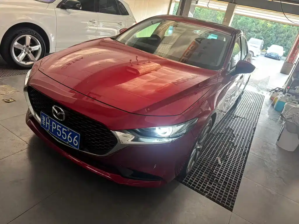 Mazda 3 Axela 2021