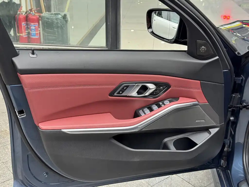 BMW 3 Series — миниатюра 16