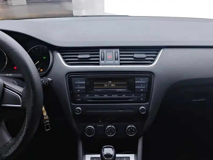 Skoda Octavia — миниатюра 13