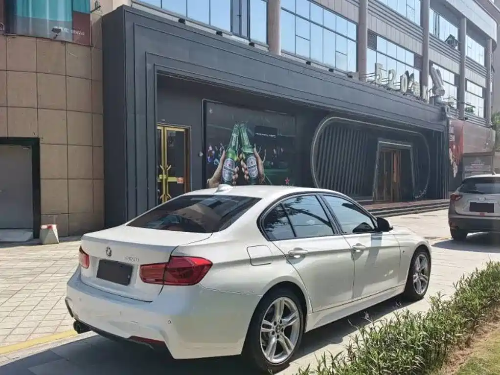 BMW 3 Series — миниатюра 6
