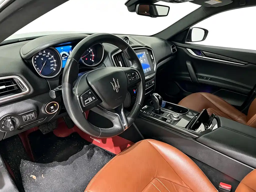 Maserati Ghibli — миниатюра 4