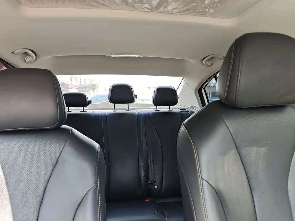 Roewe i5 — миниатюра 11