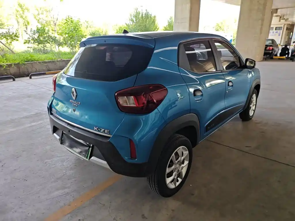 Renault City K-ZE — миниатюра 7