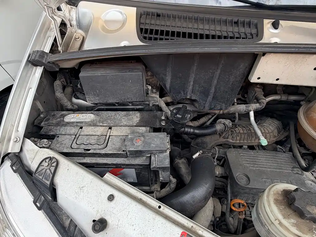 MAXUS V80 — миниатюра 4