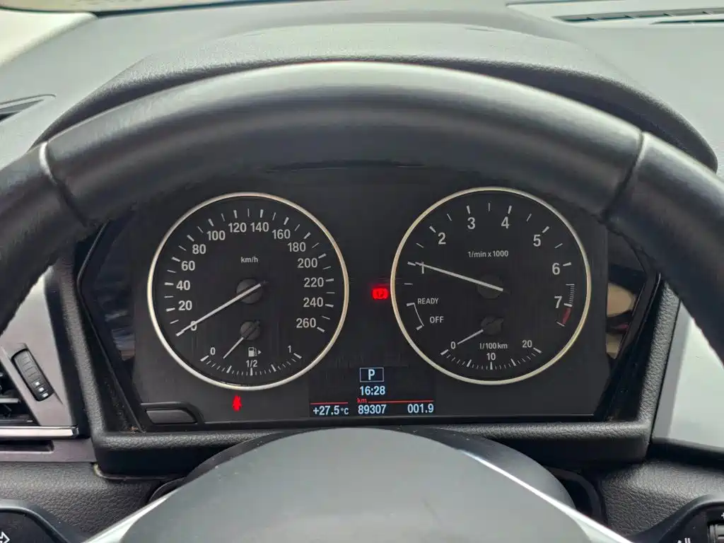 BMW 2 Series Active Tourer — миниатюра 17