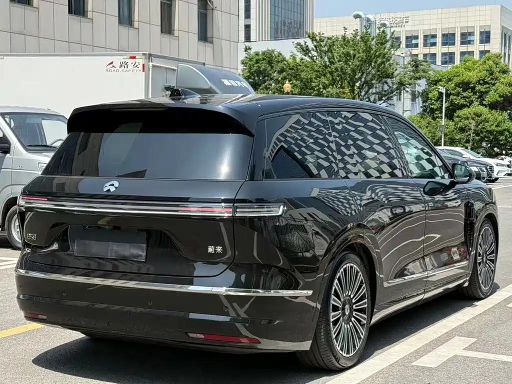 NIO ES8 2026 мест Executive Luxury