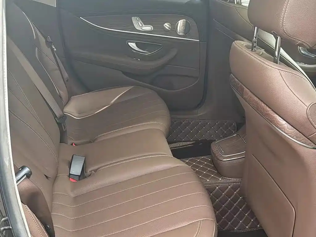 Mercedes-Benz E-Class E 2023 E 300 L Luxury