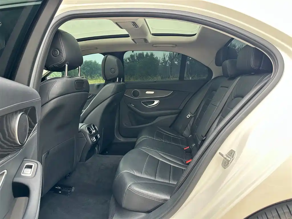 Mercedes-Benz C-Class C 2015 C 300 L Sport