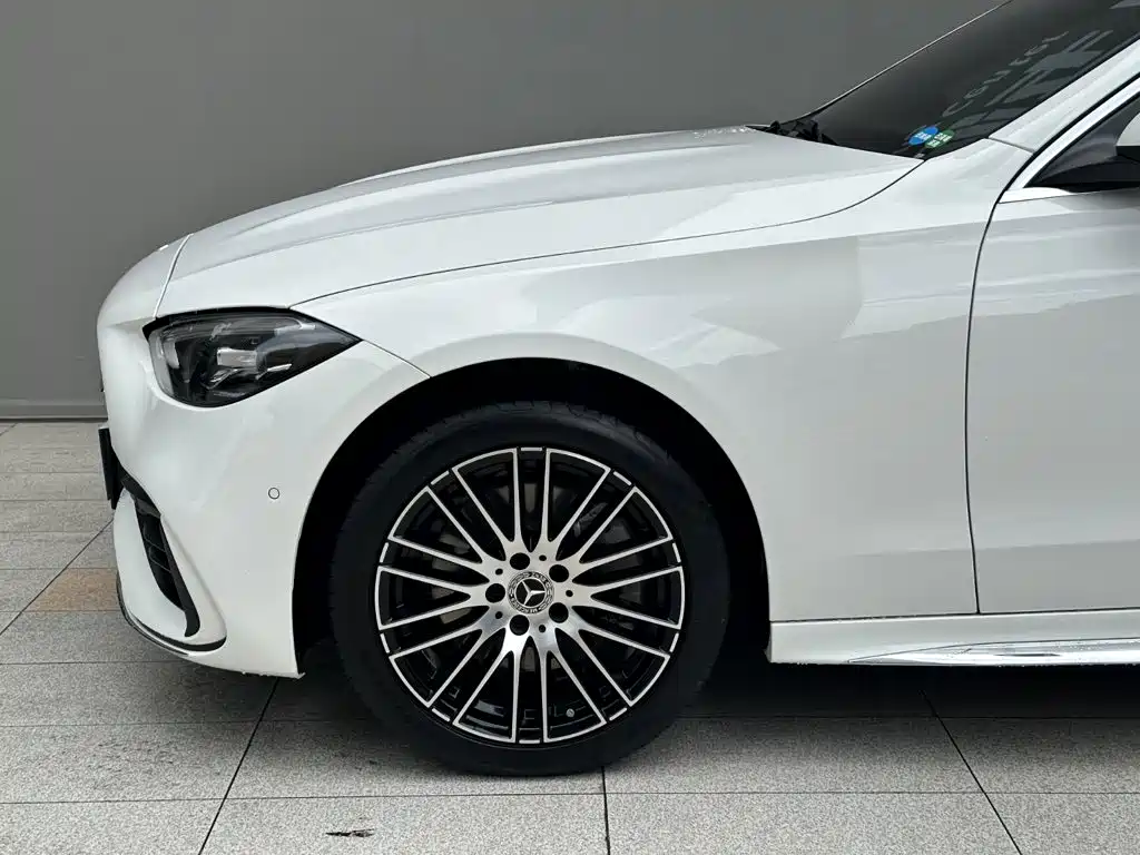 Mercedes-Benz C-Class — миниатюра 5
