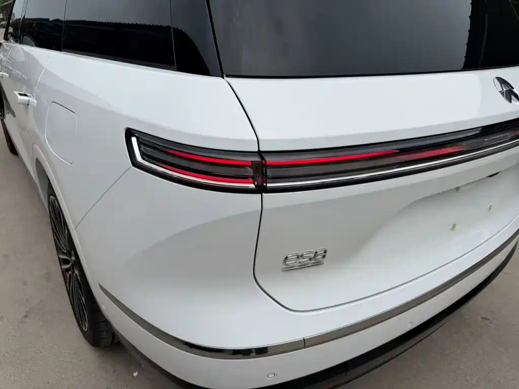 NIO ES8 — миниатюра 35