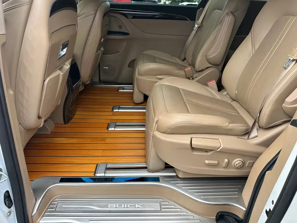 Buick GL8 2017 ES 28T Luxury V