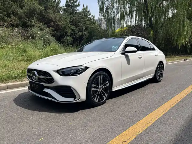 Mercedes-Benz C-Class 2023 C 350 e L — фото 1