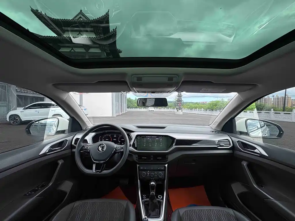 Volkswagen T-Cross — миниатюра 17