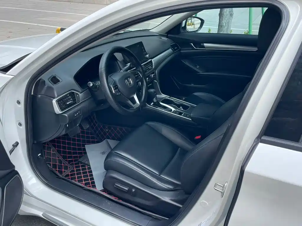 Honda Accord — миниатюра 7