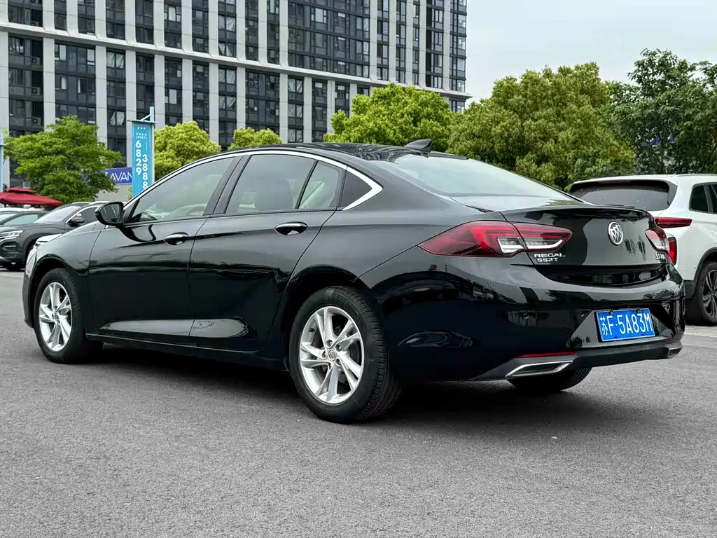 Buick Regal — миниатюра 6