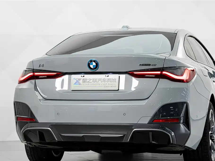 BMW i4 — миниатюра 7