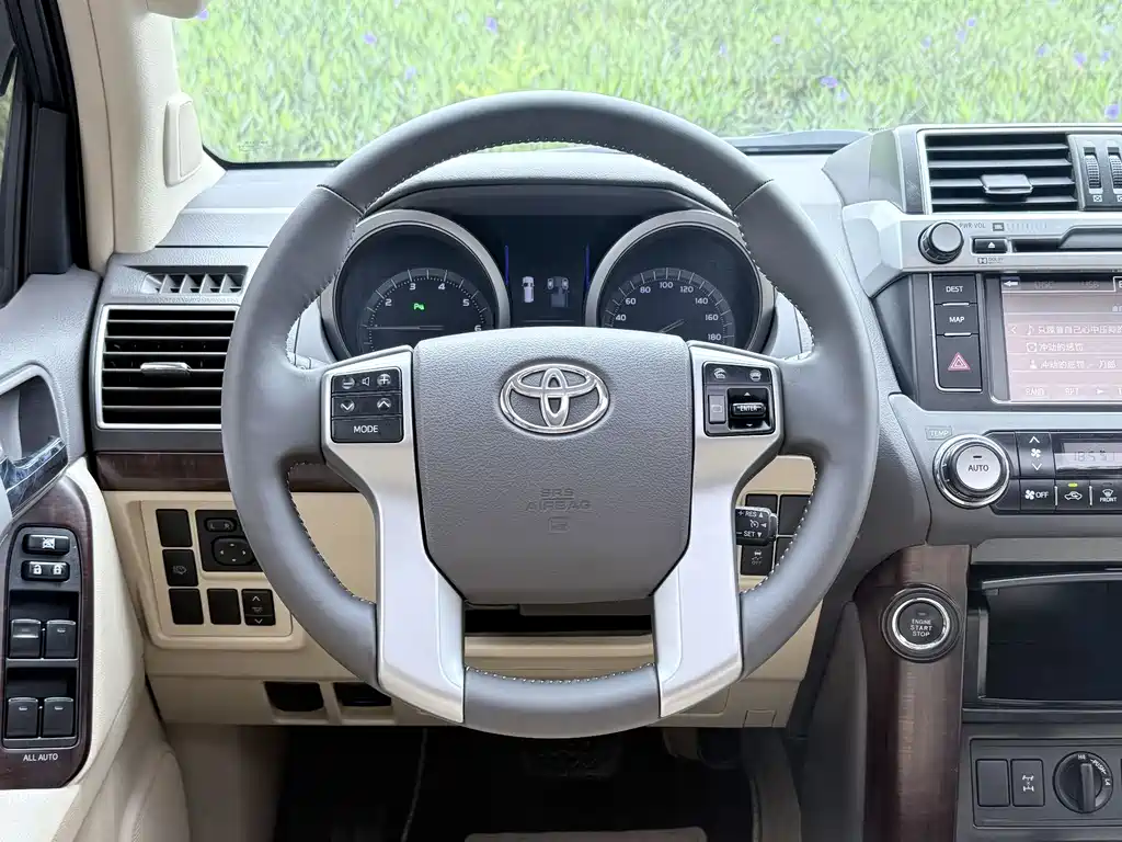 Toyota Land Cruiser Prado 2014 4.0L AT TX-L NAVI