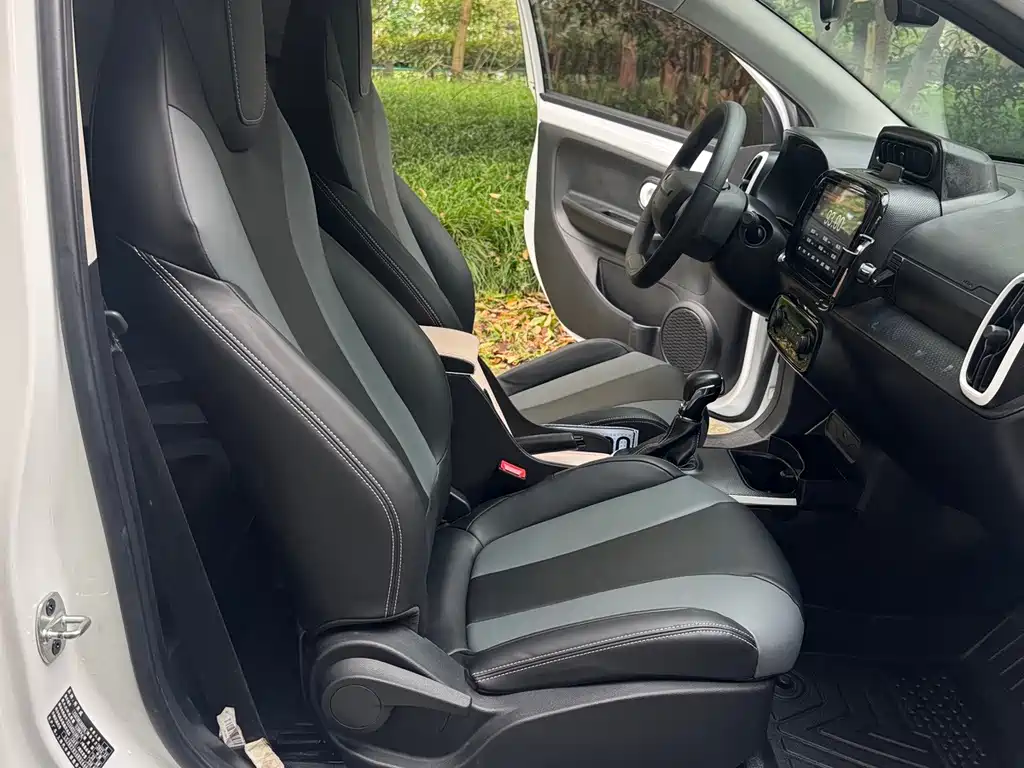Roewe Clever — миниатюра 12