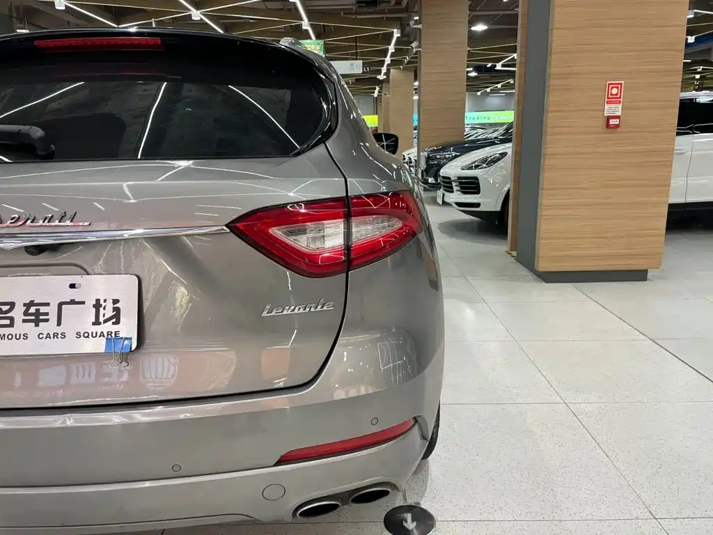 Maserati Levante — миниатюра 10