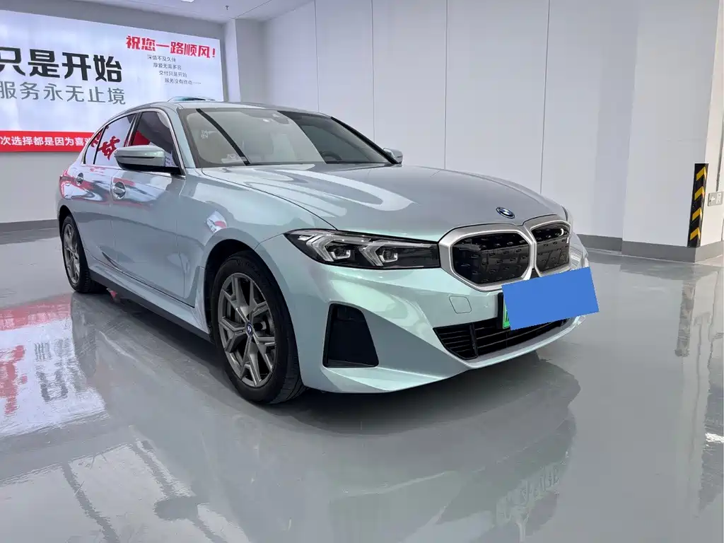 BMW i3 2022 eDrive 35 L
