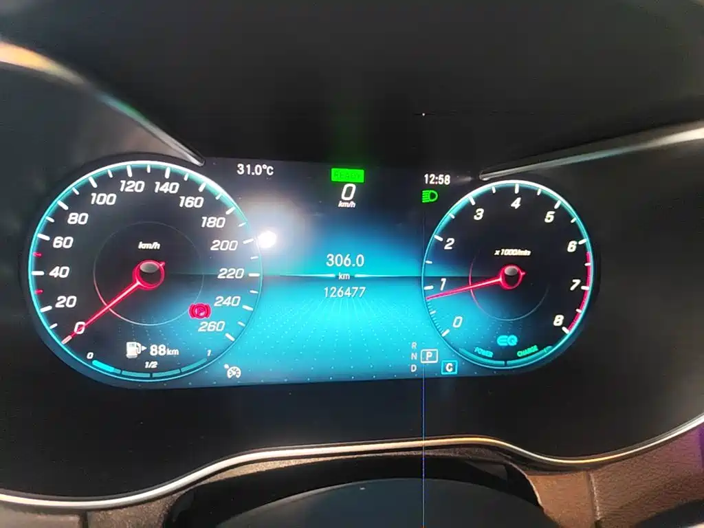 Mercedes-Benz C-Class — миниатюра 12