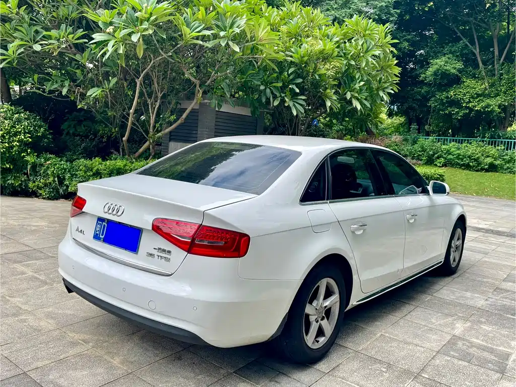 Audi A4L — миниатюра 4