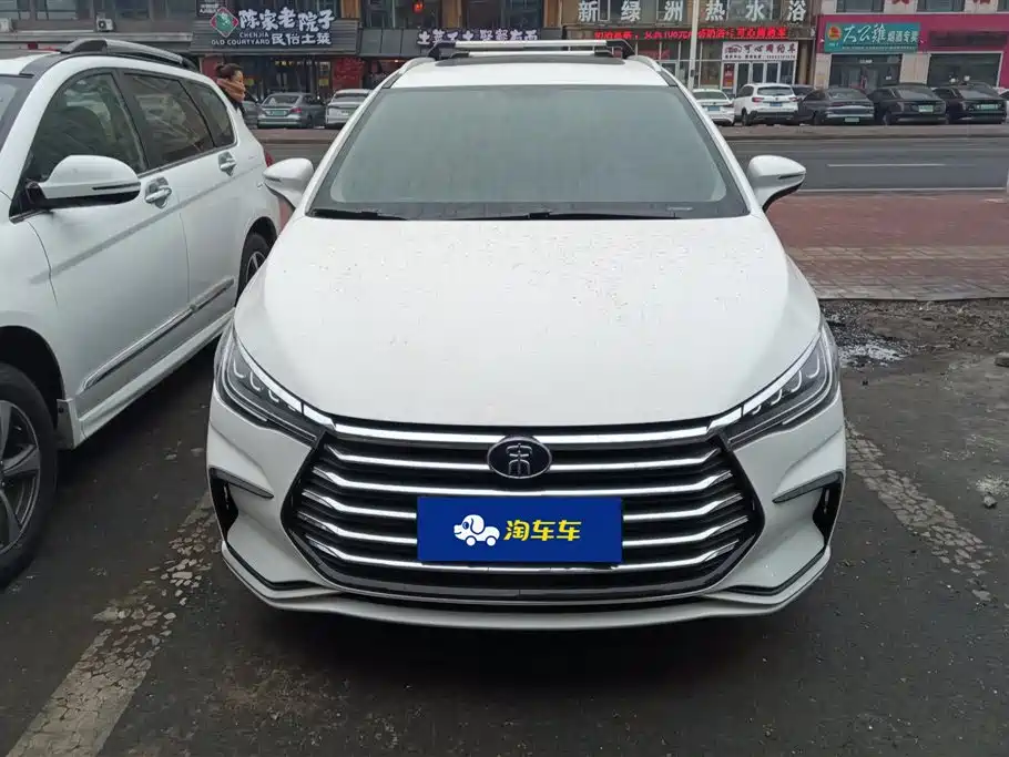 BYD SONG MAX
