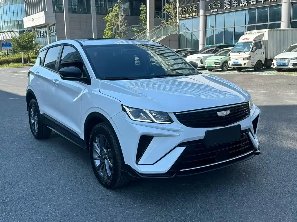 Geely Binyue — миниатюра 3