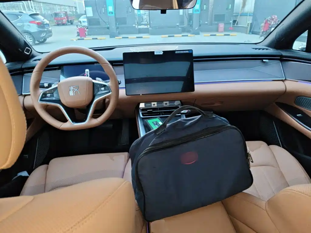 BYD Han L — миниатюра 10