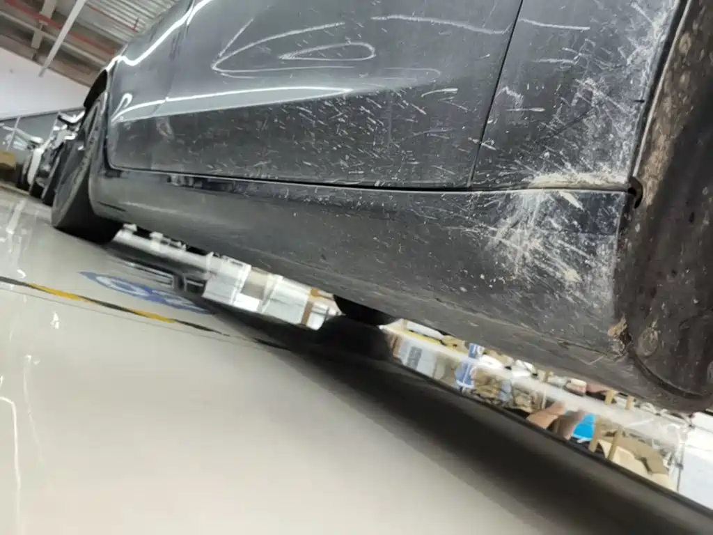 Tesla Model 3 — миниатюра 21