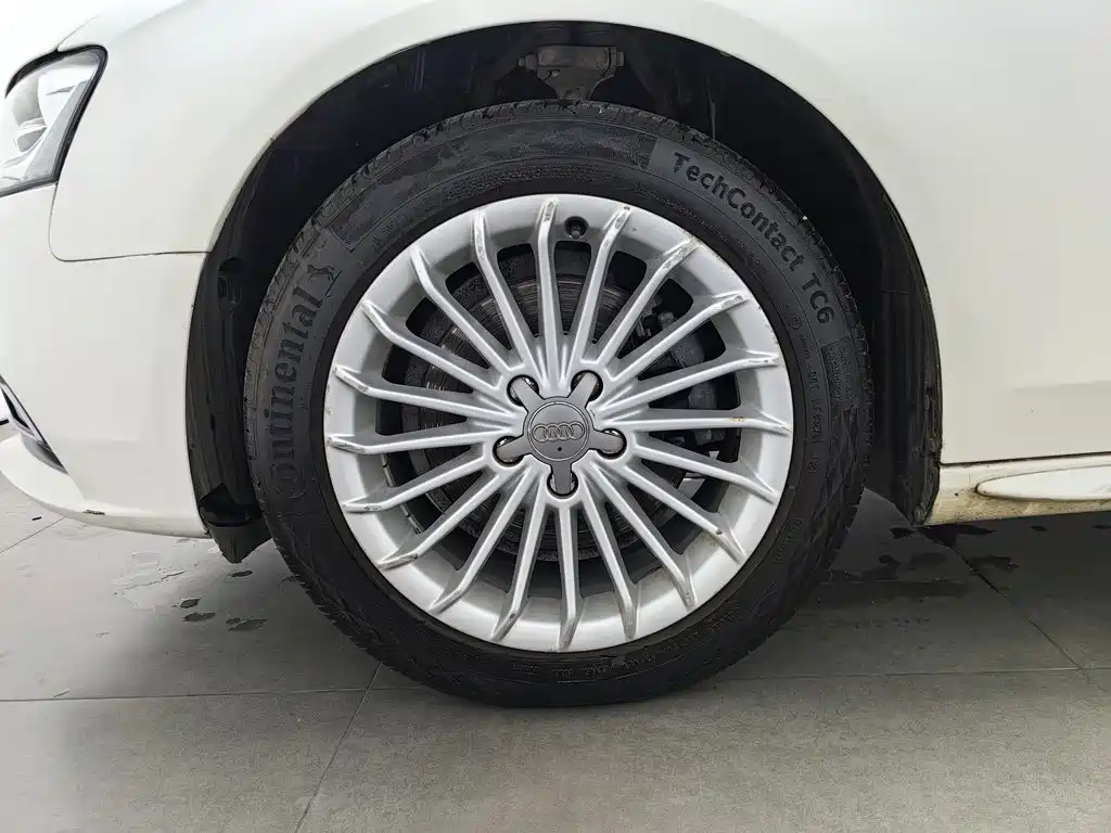 Audi A4L — миниатюра 17