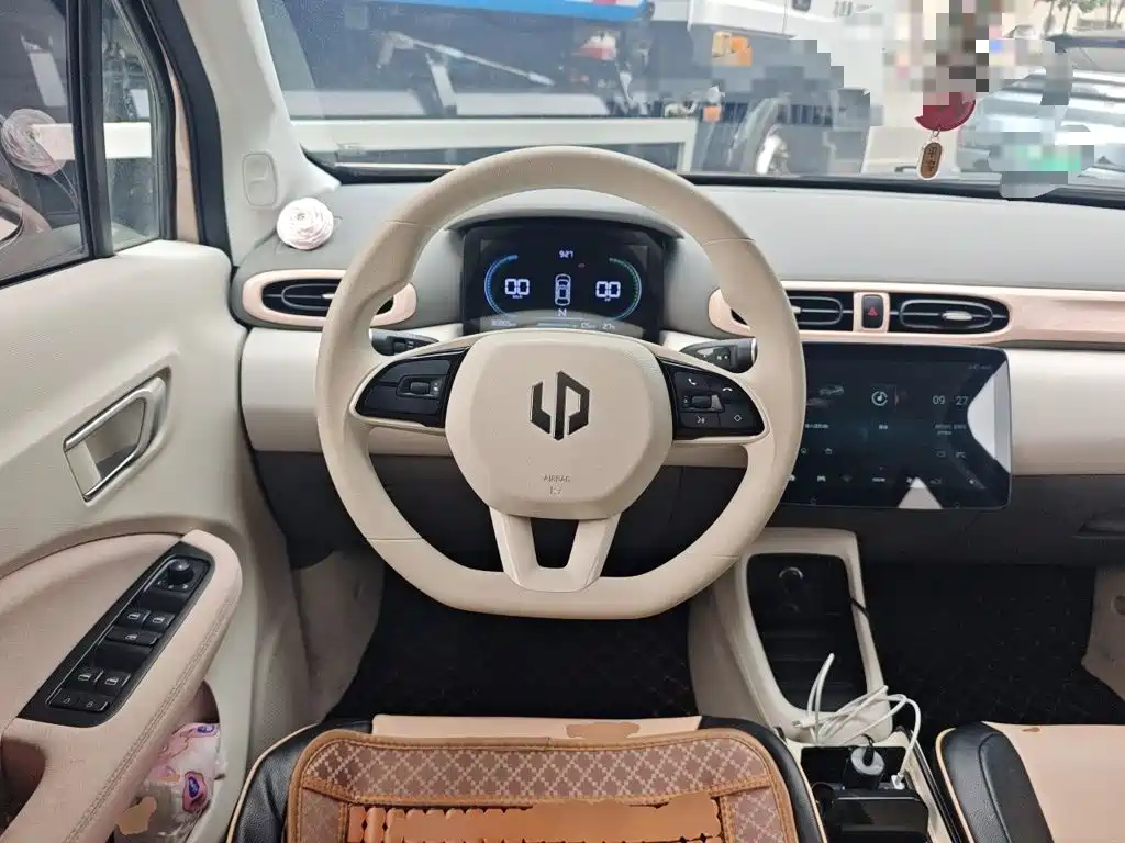 Leapmotor Leapmotor T03 — миниатюра 11