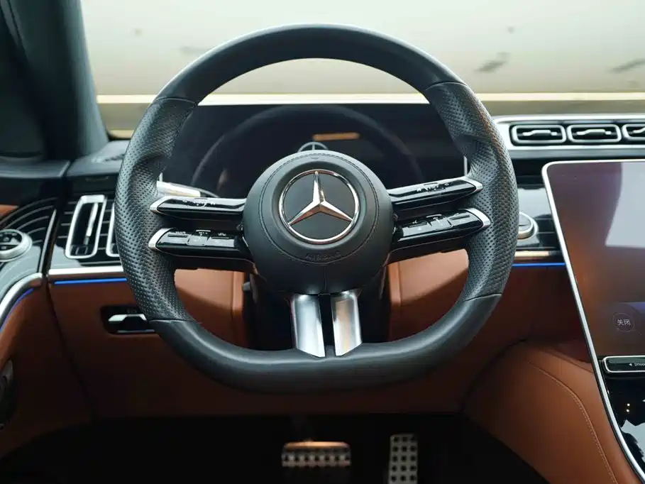 Mercedes-Benz S-Class — миниатюра 16
