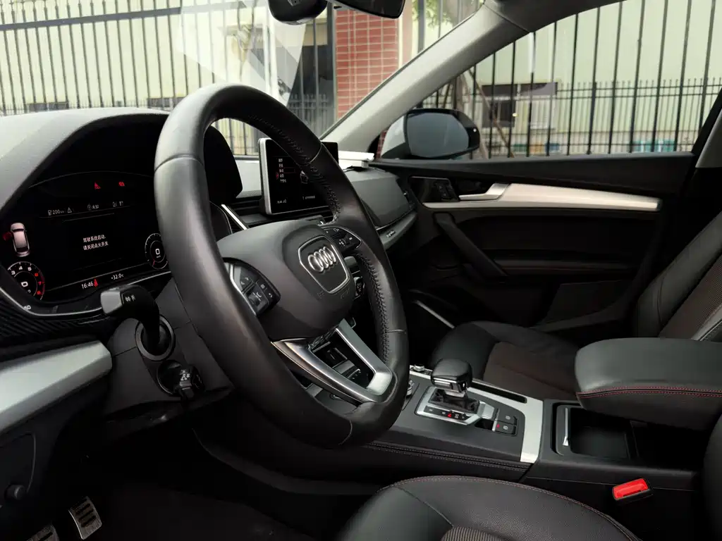 Audi Q5L — миниатюра 21