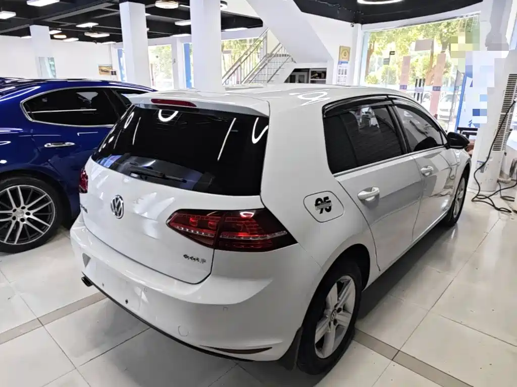 Volkswagen Golf — миниатюра 7